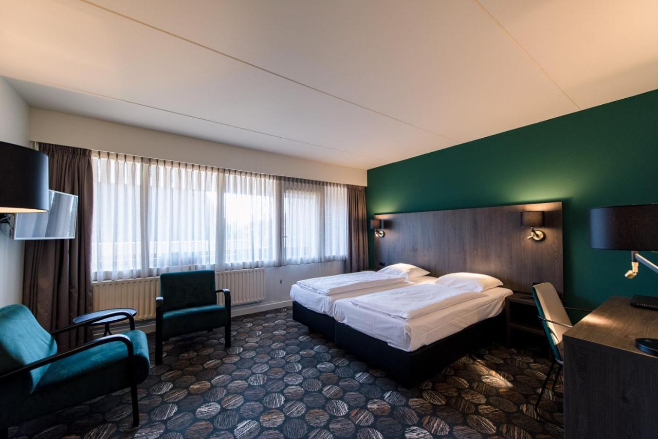 Hotel Hofker Nes  Ngoại thất bức ảnh
