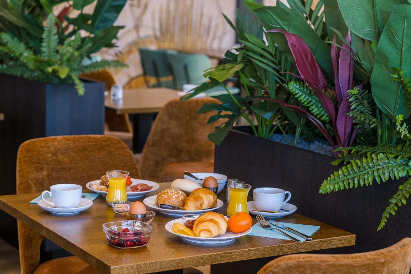 Hotel Hofker Nes  Ngoại thất bức ảnh